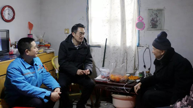 王大真等集團領(lǐng)導深入一線與干部職工共度新春佳節(jié)(圖4)
