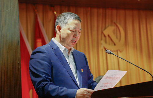 宜化集團(tuán)召開2019年慶?！拔逡弧眹H勞動(dòng)節(jié)暨表彰大會(huì)(圖5)