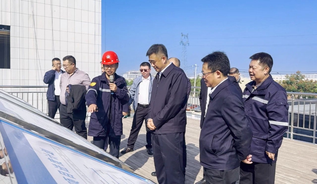 黑龍江省供銷合作社理事會主任趙勵軍、倍豐集團(tuán)董事長徐陽一行到訪宜化集團(tuán)