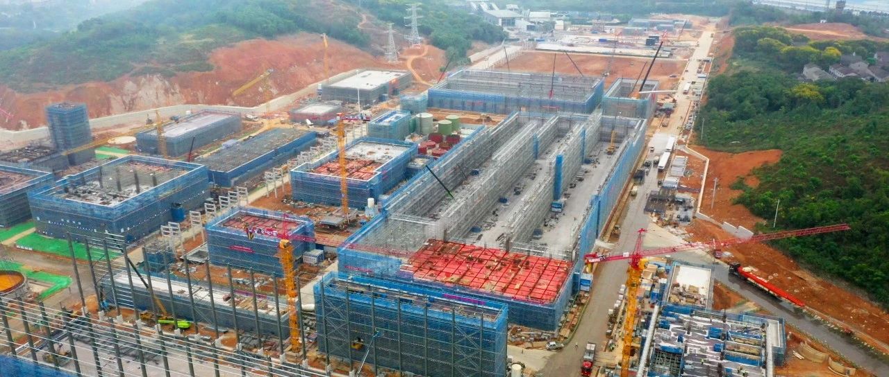 化機公司黨委書記、董事長、總經(jīng)理楊中澤到項目現(xiàn)場檢查工作